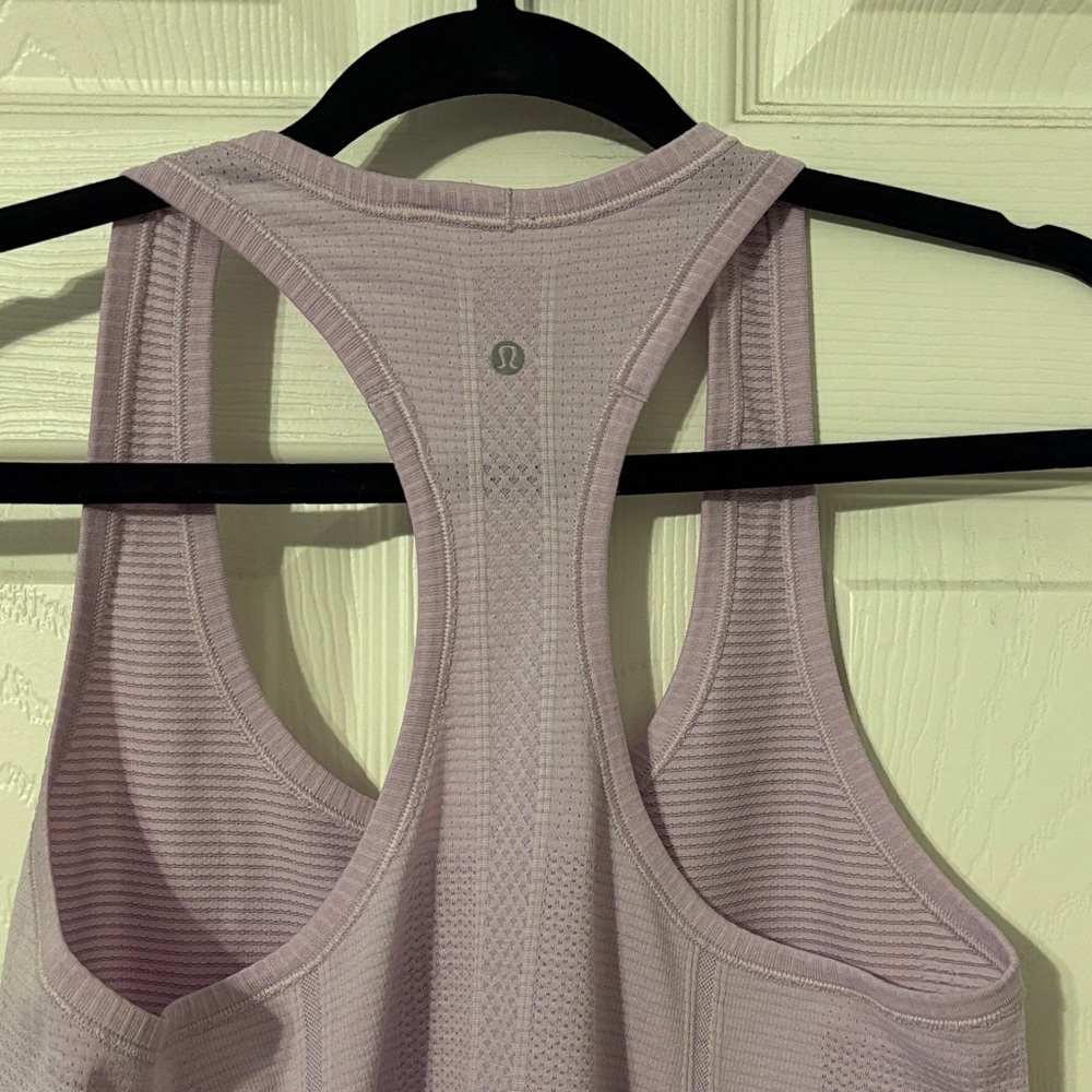 Lululemon Swiftly Tech Racerback Size 6 Lilac Quartz - Picture 6 of 9